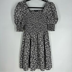 1.STATE Women’s Black and White Floral Print Puff Sleeve Smocked Mini Dress Sz S